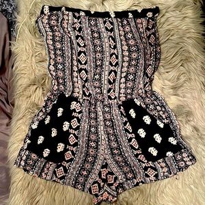 Strapless Printed Romper w/Pockets
